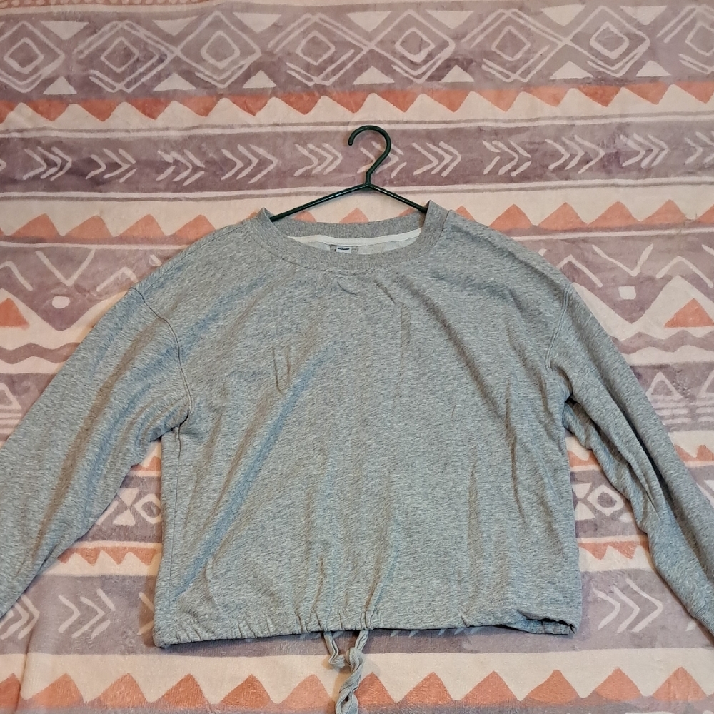 Old Navy Gray Long Sleeve Relaxed Cut Out Sweatshirt
